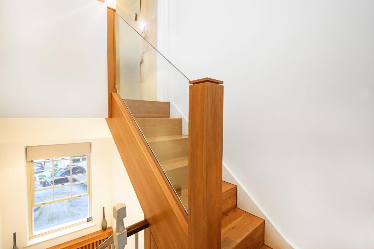 ロンドンLuxury Massive Townhouse By Harrodsアパートメント エクステリア 写真
